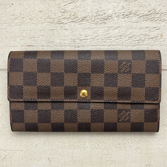 Louis Vuitton Damier Sarah Long Wallet - Picture 5 of 16